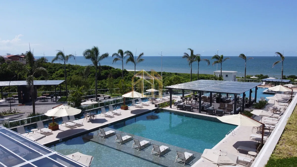 Apartamento em Itacolomí, Balneário Piçarras/SC — Al Mare Beach Front - Fase 1 · foto 2 | Família Broker