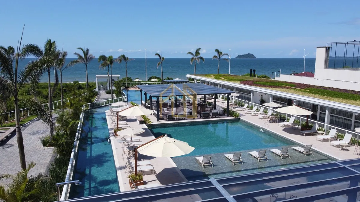 Apartamento 5 dorm. em Itacolomí, Balneário Piçarras/SC — Al Mare Beach Front - Fase 2 · foto 4 | Família Broker