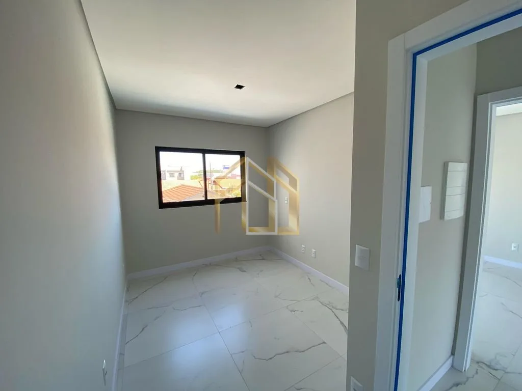 Apartamento em Bairro Itacolomi, Balneário Piçarras SC