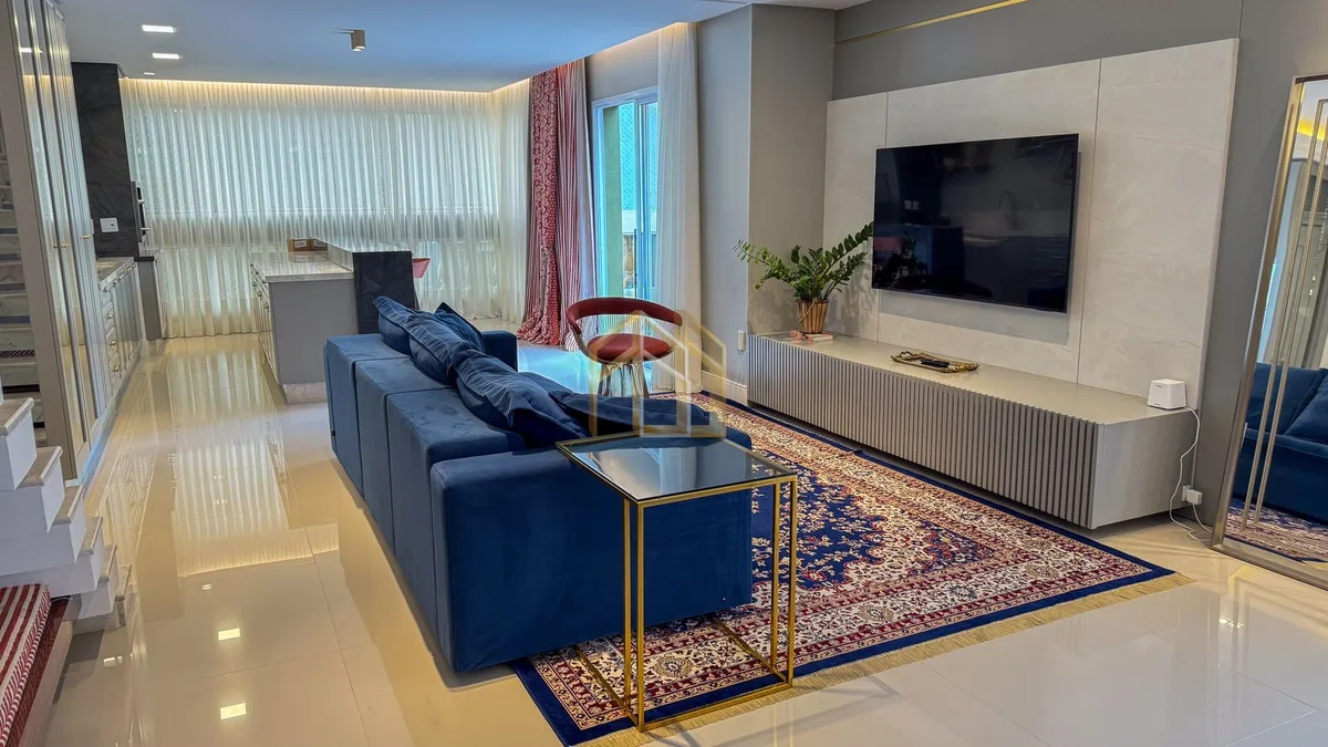 Apartamento 4 dorm. em Meia Praia, Itapema/SC — Marie Antoinette · fachada | Família Broker