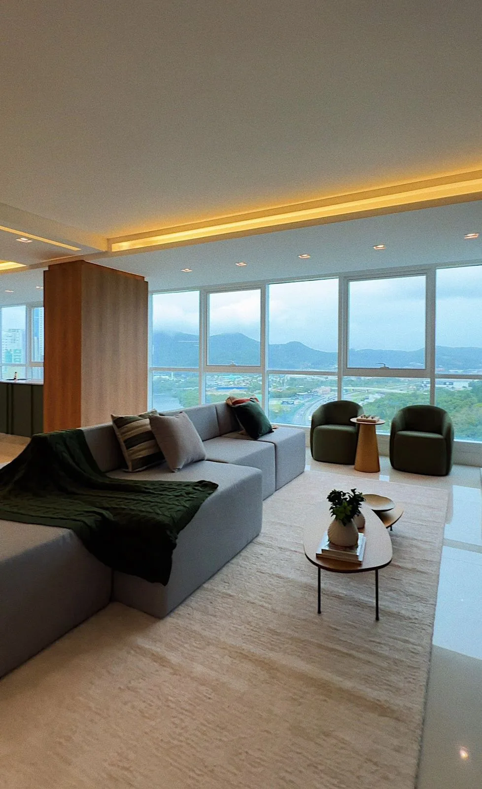 Marina Beach Towers 1602