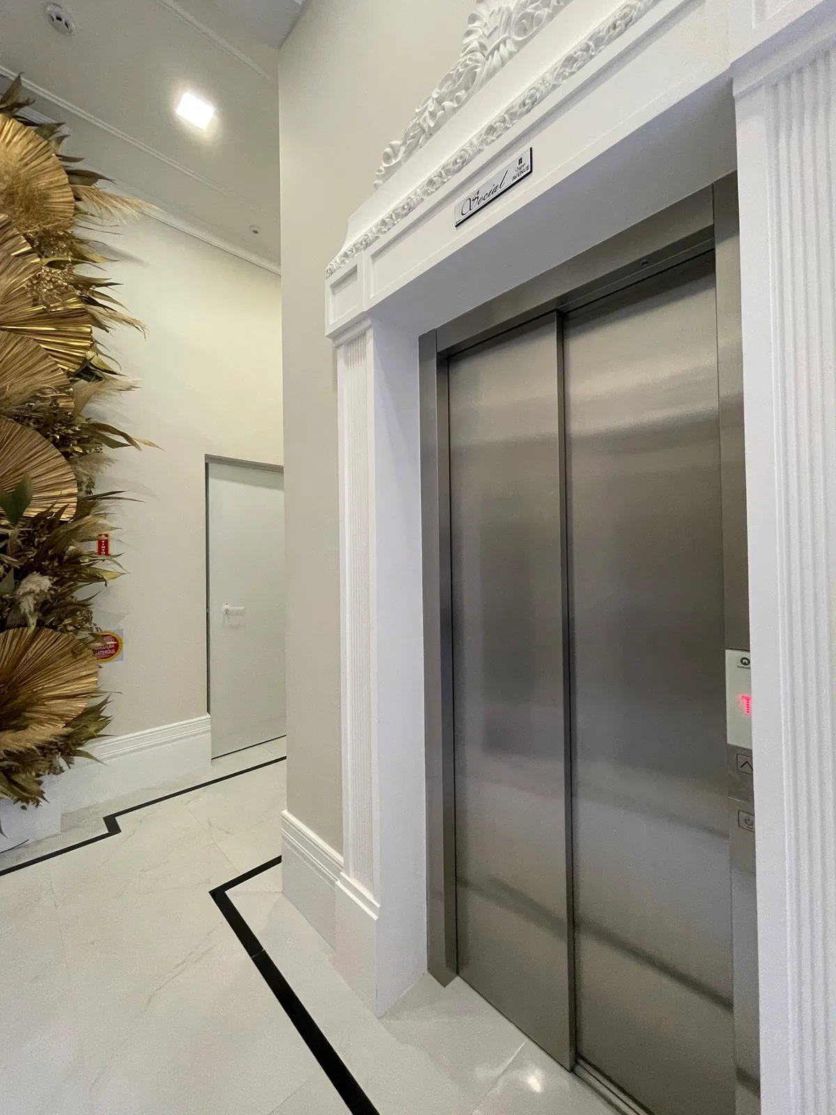 Chateau Avenue 1106