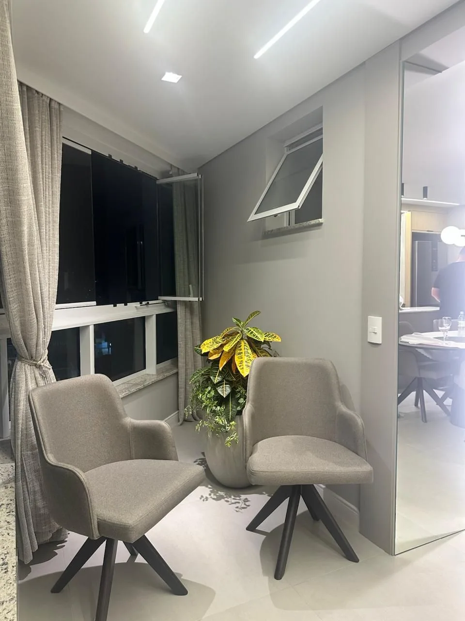 Duo Praia Brava Residence