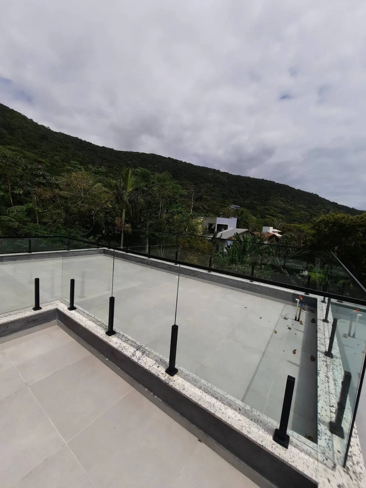 Casa em condomínio fechado