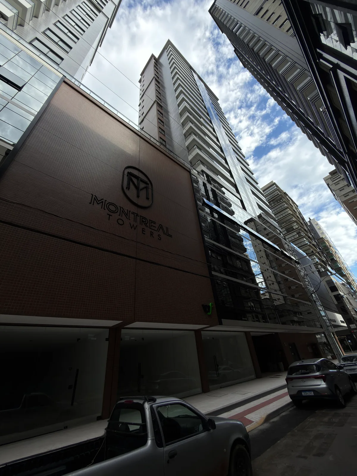 MONTREAL TOWERS