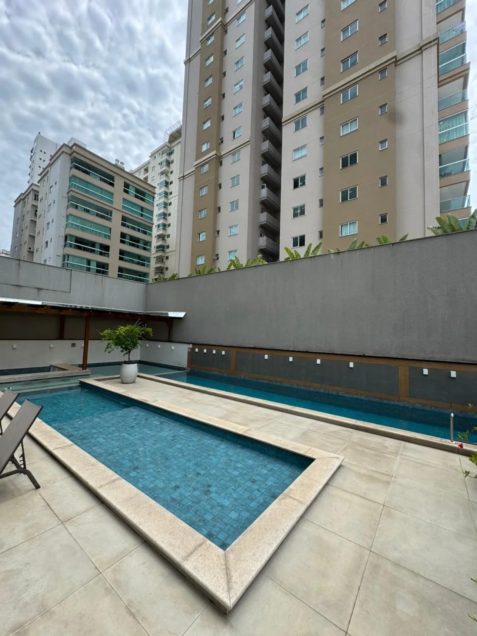 Sublime 3 suites 02 vagas