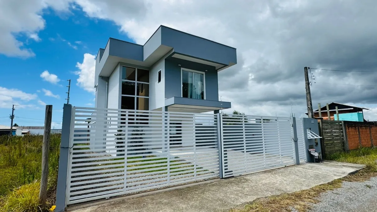 Casa 3 dorm. em Bairro Itacolomi, Balneário Piçarras/SC · foto 4 | Família Broker