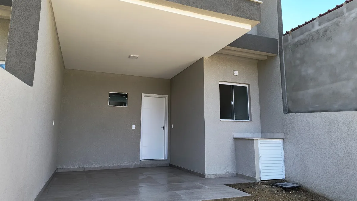 Casa 2 dorm. em Centro, Balneário Piçarras/SC · foto 2 | Família Broker