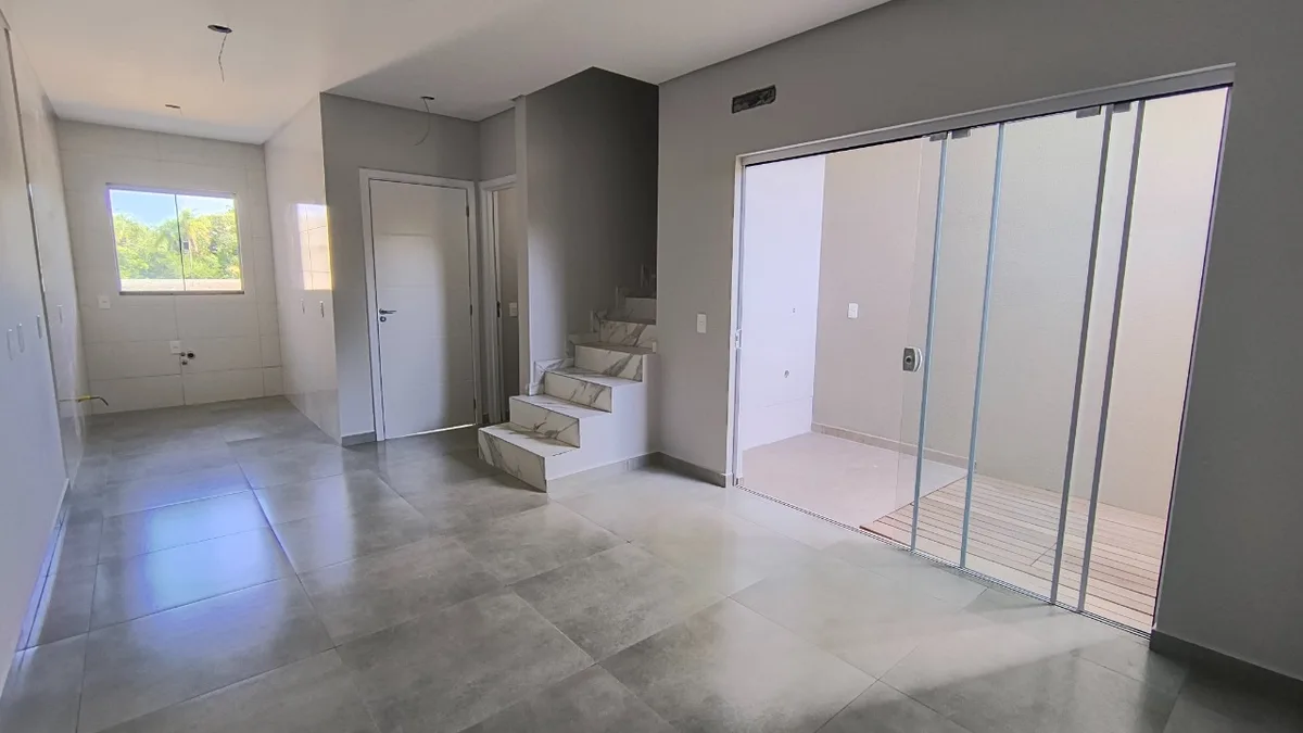 Casa 2 dorm. em Centro, Balneário Piçarras/SC · foto 3 | Família Broker