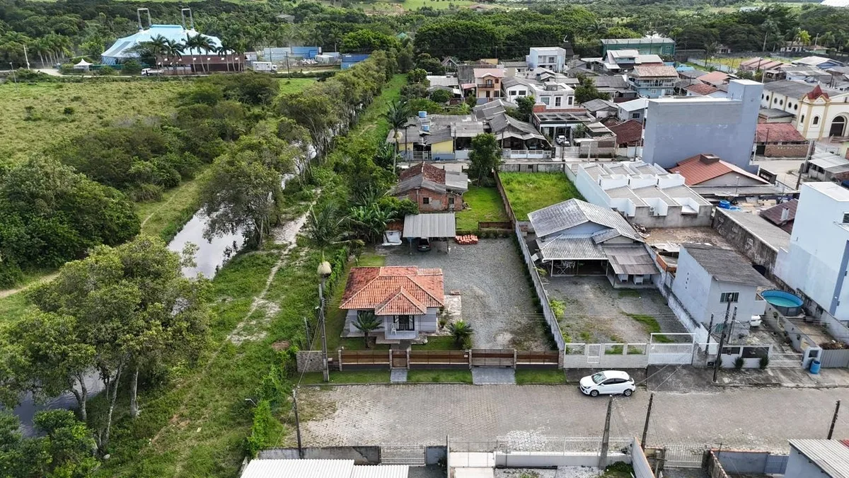 Casa 2 dorm. em Olaria, Penha/SC · foto 3 | Família Broker
