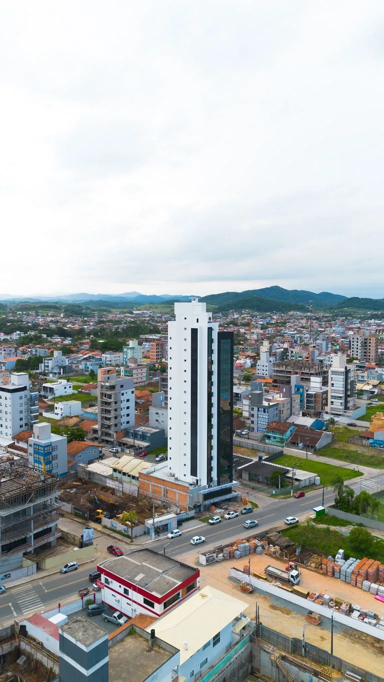 Apartamento 3 dorm. em Bairro Itacolomi, Balneário Piçarras/SC · foto 4 | Família Broker