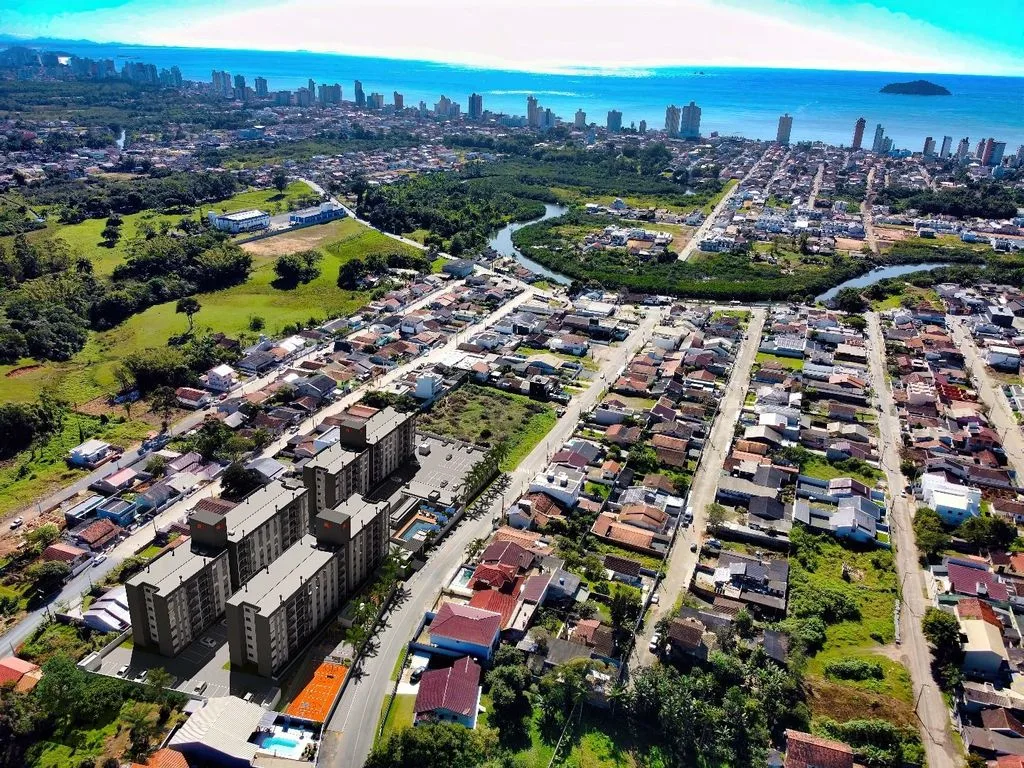 Apartamento 2 dorm. em Santo Antônio, Balneário Piçarras/SC · destaque | Família Broker