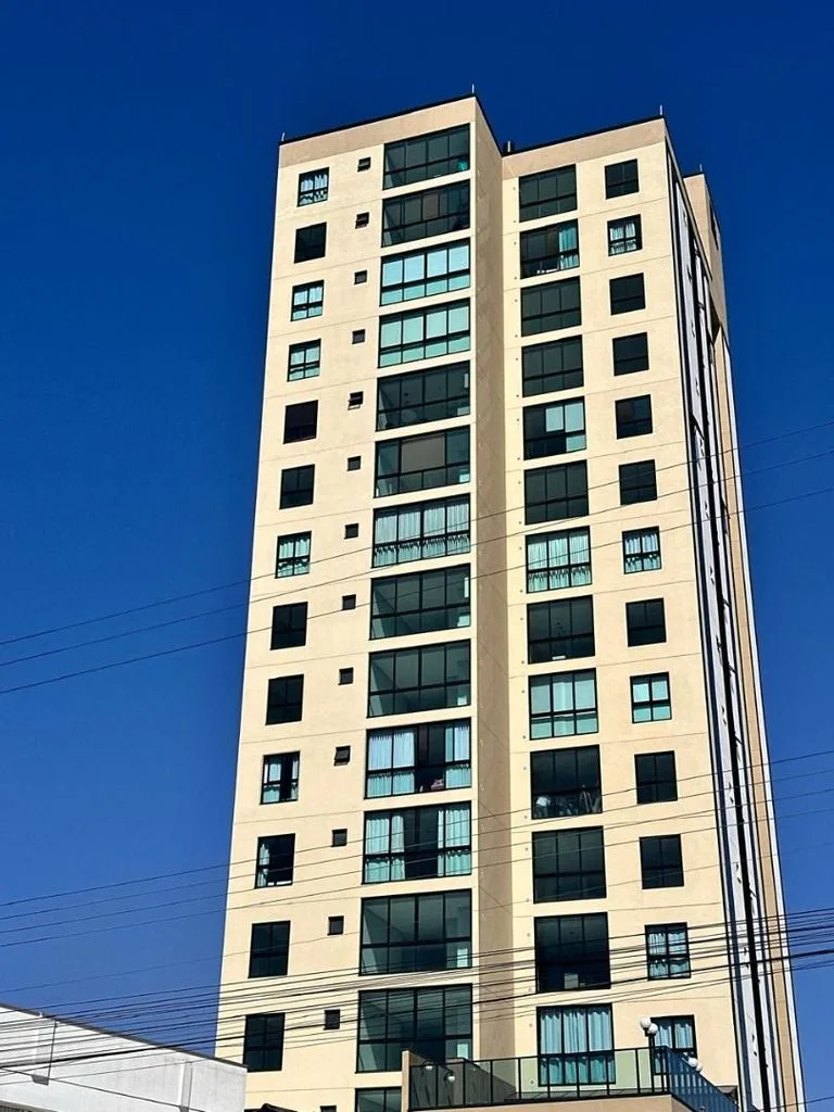 Apartamento 2 dorm. em Centro, Balneário Piçarras/SC · destaque | Família Broker