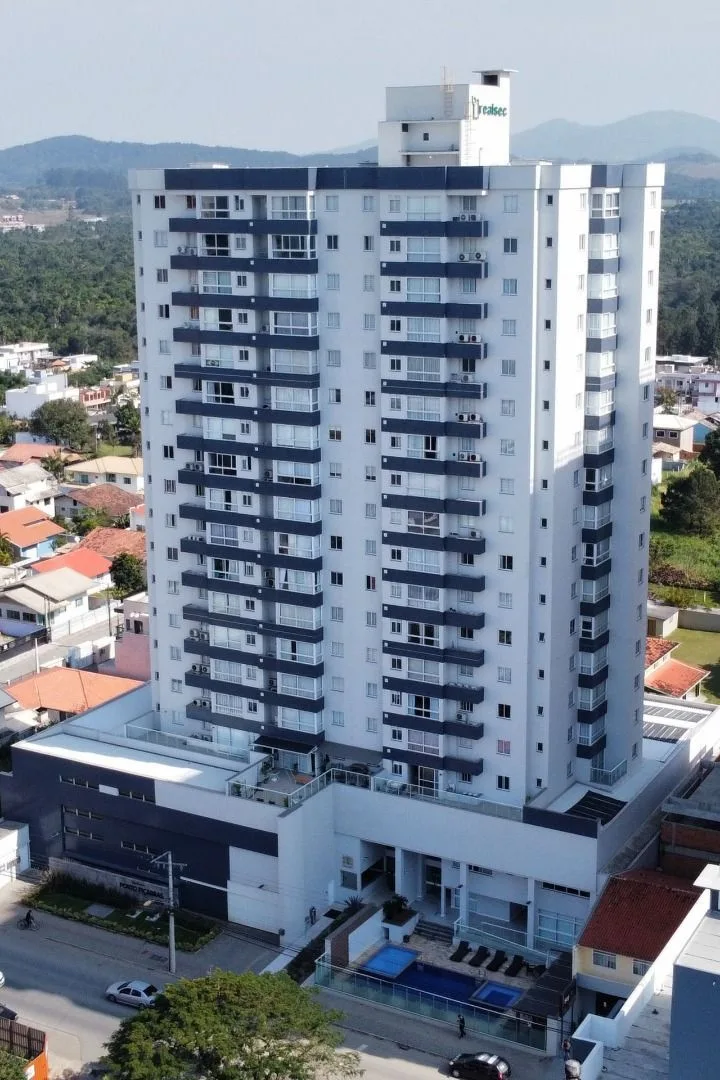 Apartamento 2 dorm. em Bairro Itacolomi, Balneário Piçarras/SC · foto 2 | Família Broker