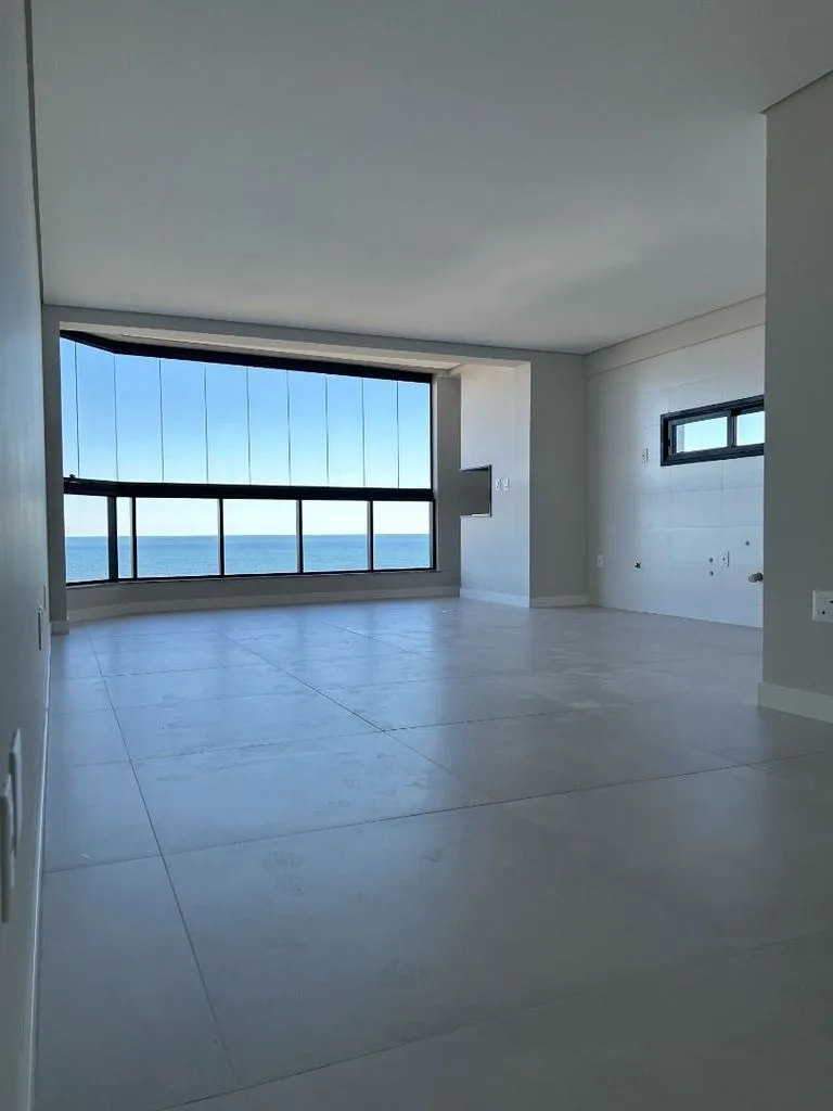 Apartamento 3 dorm. em Itacolomi, Balneário Piçarras/SC · foto 3 | Família Broker