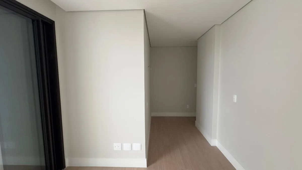 Apartamento 3 dorm. em Centro, Balneário Piçarras/SC · foto 2 | Família Broker