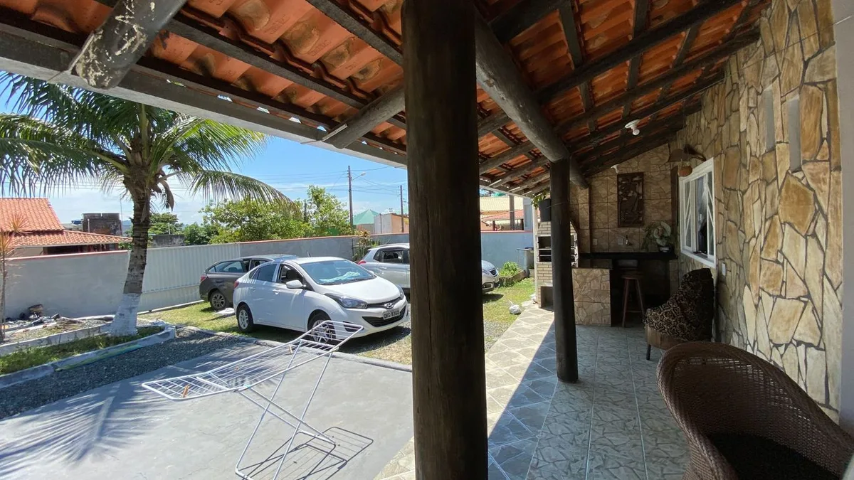 Casa 2 dorm. em Praia de Armação do Itapocorói, Penha/SC · foto 2 | Família Broker