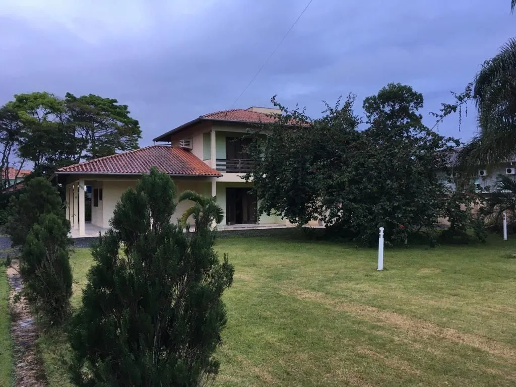 Casa 6 dorm. em Centro, Penha/SC · foto 5 | Família Broker