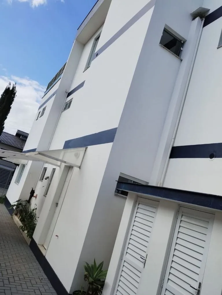 Casa 4 dorm. em Centro, Balneário Piçarras/SC · foto 4 | Família Broker