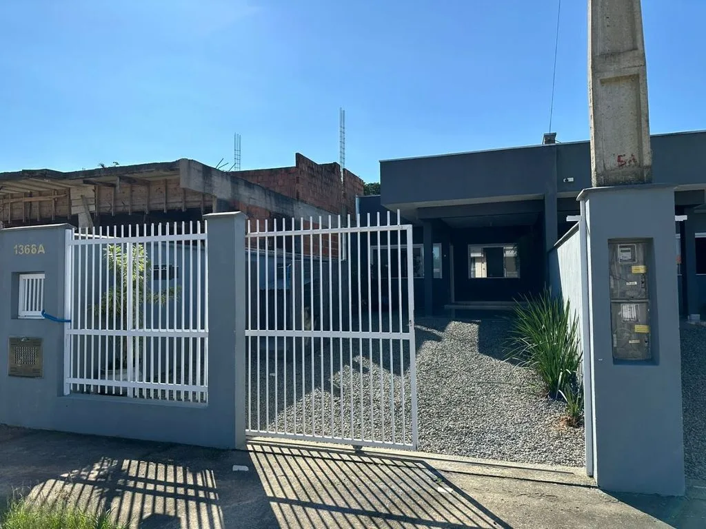 Casa 2 dorm. em Itacolomi, Balneário Piçarras/SC · foto 2 | Família Broker