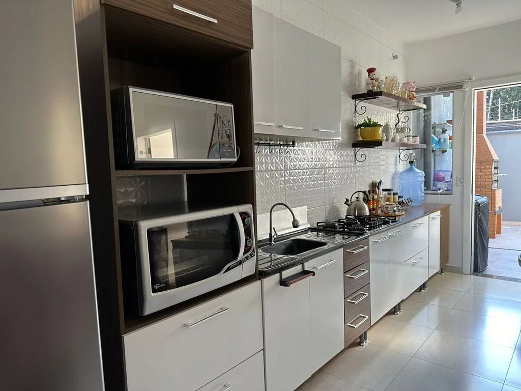 Casa 2 dorm. em Itacolomi, Balneário Piçarras/SC · foto 5 | Família Broker