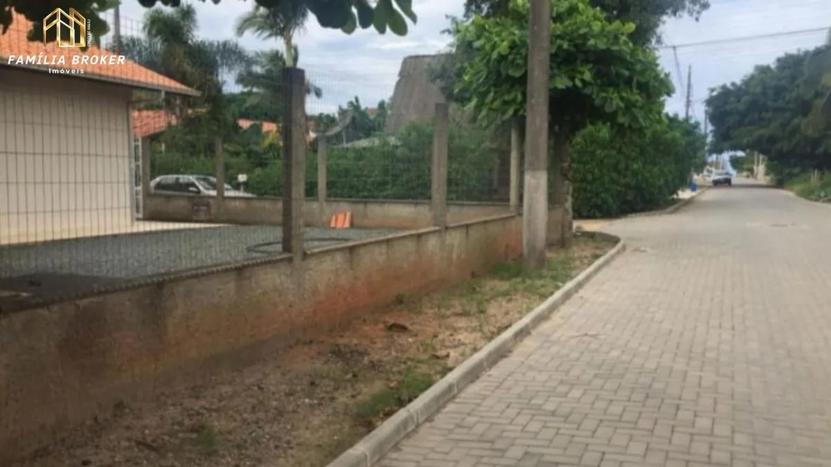 Casa 3 dorm. em Itacolomi, Balneário Piçarras/SC · foto 5 | Família Broker