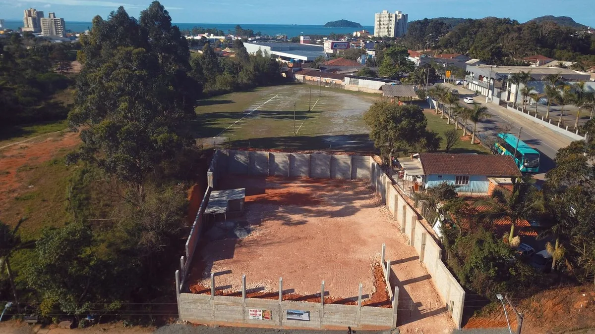 Terreno em Nossa Senhora da Paz, Balneário Piçarras/SC · destaque | Família Broker